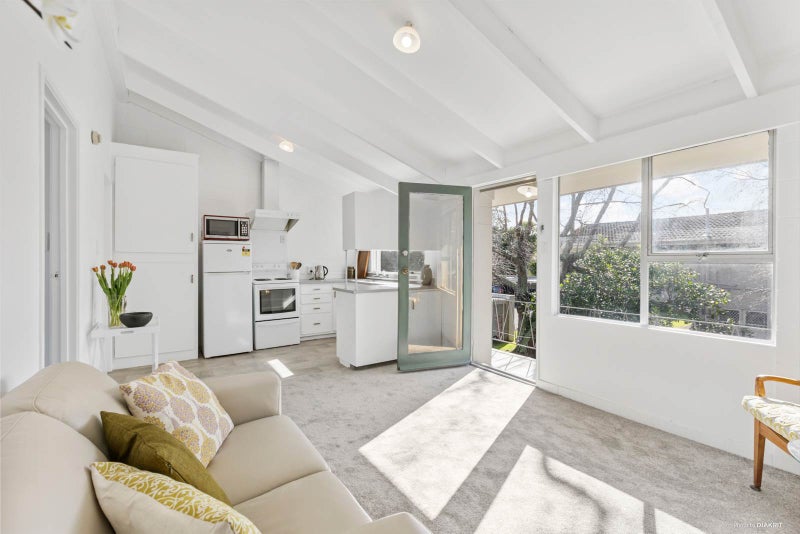 7A/0 Burnley Terrace, Sandringham, Auckland - Carousel 2