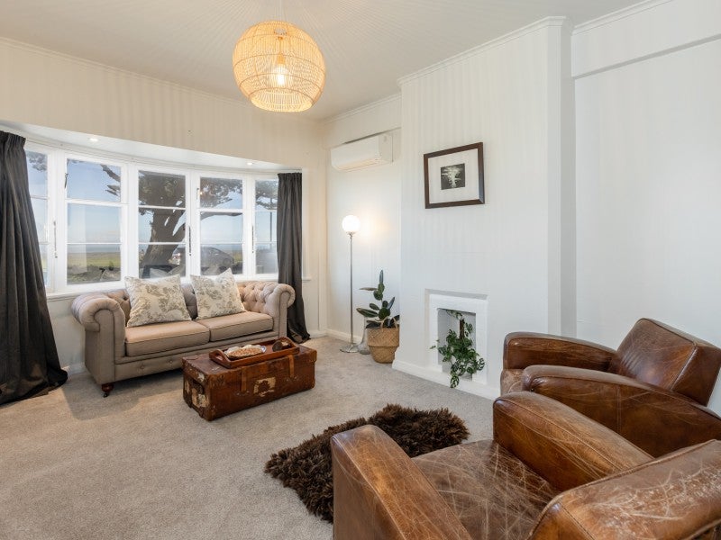 541B Marine Parade, Napier South, Napier - Carousel 1