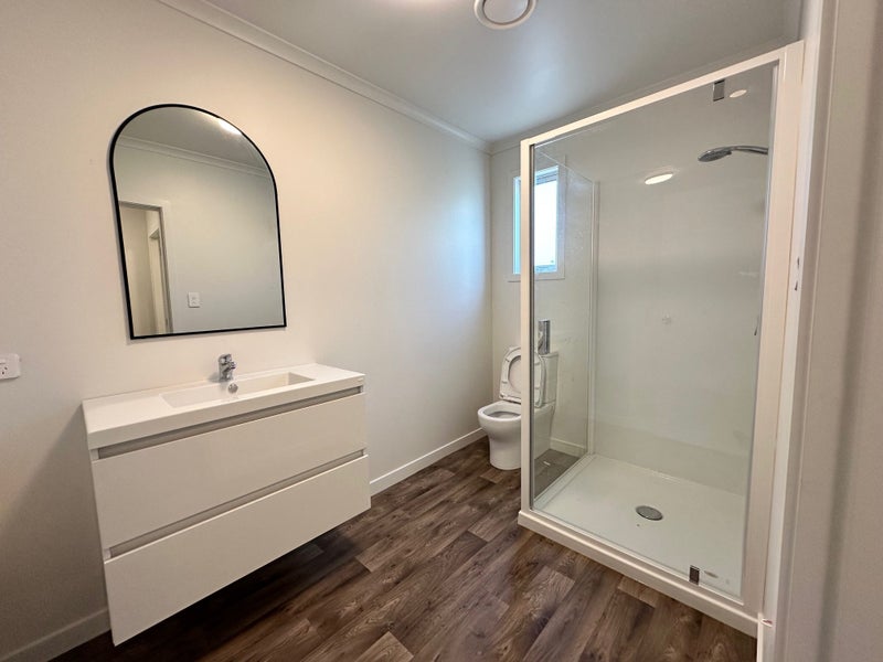 172 Naenae Road, Naenae, Lower Hutt - Carousel 15