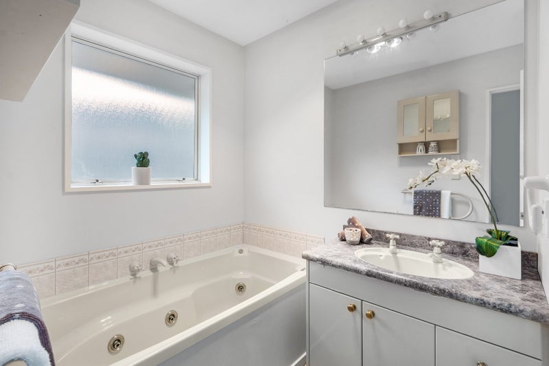 2/86 Brookside Terrace, Bryndwr, Christchurch - Carousel 13