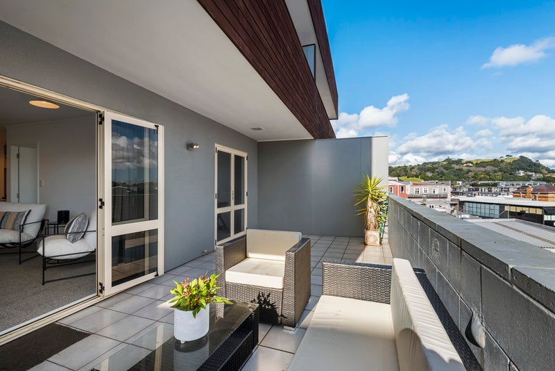 4/39 Mount Eden Road, Eden Terrace, Auckland - Carousel 1