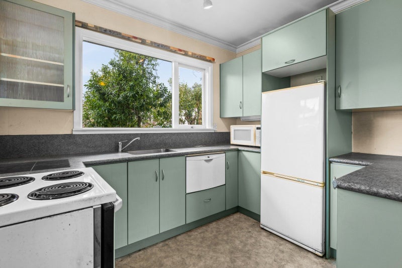 302 Lascelles Street, Saint Leonards, Hastings - Carousel 2