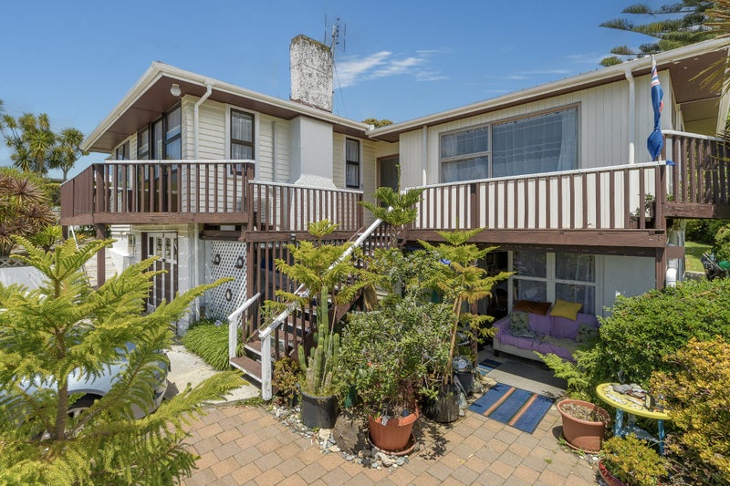 32 Merivale Road, Parkvale, Tauranga - Carousel 1