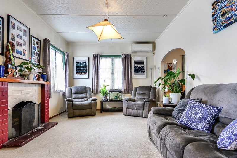 342 Peachgrove Road, Fairfield, Hamilton - Carousel 2