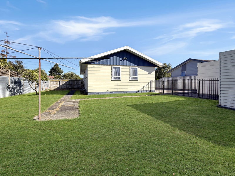 6 Rutland Place, Milson, Palmerston North - Carousel 13