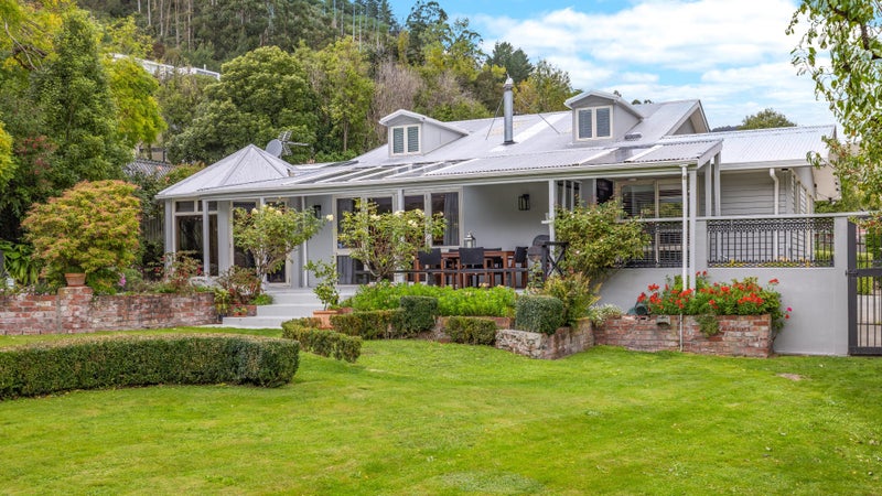 51A Bowenvale Avenue, Cashmere, Christchurch - Carousel 1