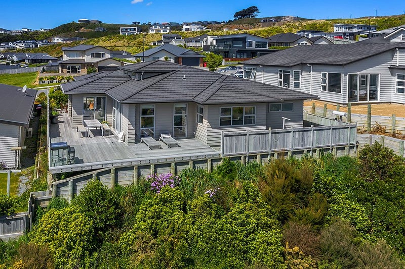36 John Burke Drive, Aotea, Porirua - Carousel 2
