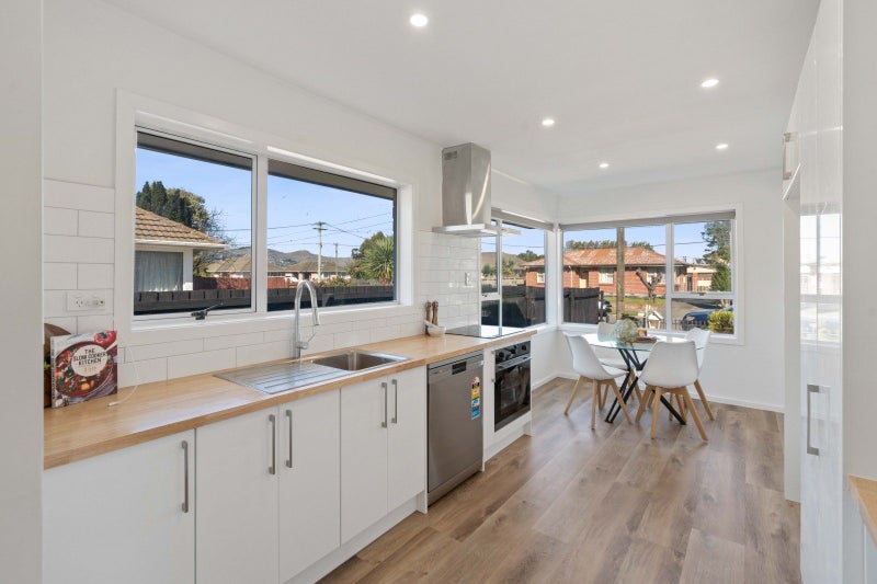 6 Ariel Place, Aranui, Christchurch - Carousel 2