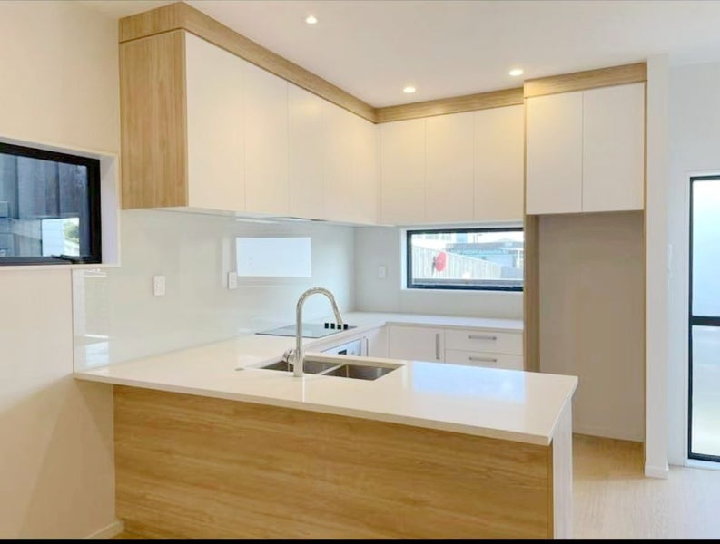 690C Mount Albert Road, Royal Oak, Auckland - Carousel 2