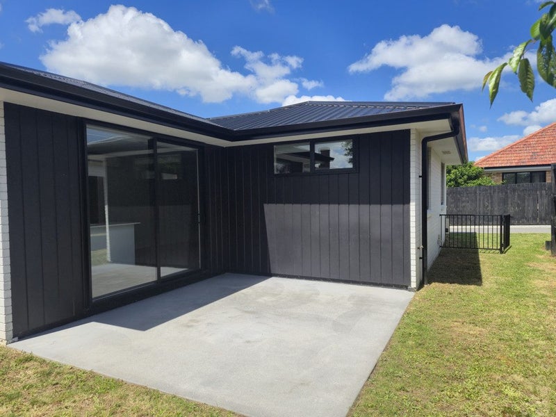 1C Bolmuir Road, Forest Lake, Hamilton - Carousel 10