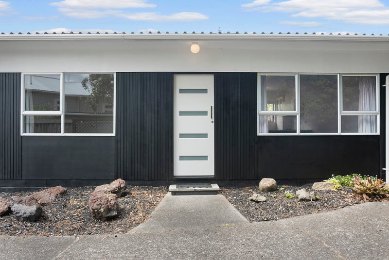 1/28 Verbena Road, Birkdale, Auckland - Carousel 2