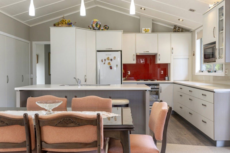 12 Kurupae Road, Hilltop, Taupo - Carousel 2