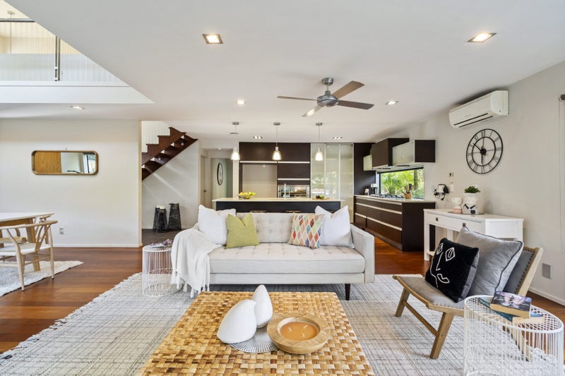 48 Newbury Place, Schnapper Rock, Auckland - Carousel 2