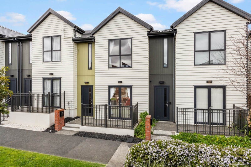 26 Mahalo Avenue, Wiri, Auckland - Carousel 1