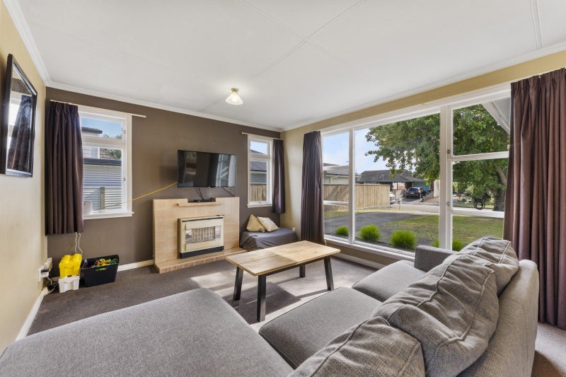 4 Burfield Place, Awapuni, Palmerston North - Carousel 2