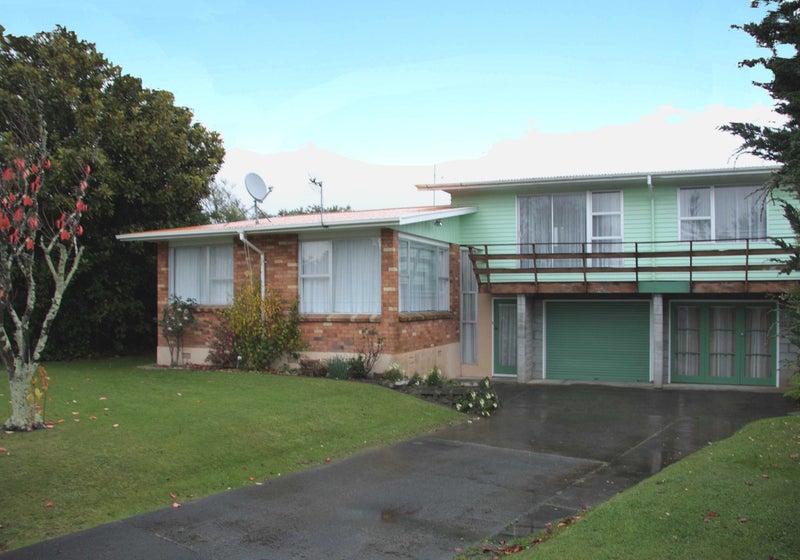 7 Alexander Street, Awapuni, Palmerston North - Carousel 1