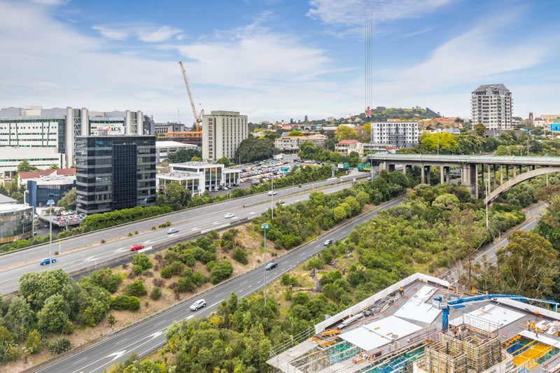 16B/15 Whitaker Place, City Centre, Auckland City, Auckland - Carousel 1