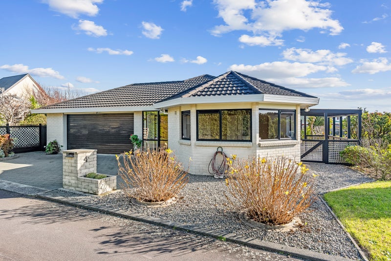 4A Trinity Place, Paraparaumu Beach, Paraparaumu - Carousel 1