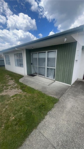 2/5 Monmouth Place, Tamatea, Napier - Carousel 2