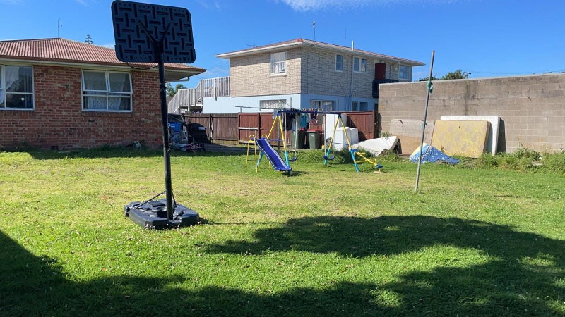 17 Wakefield Road, Favona, Auckland - Carousel 8