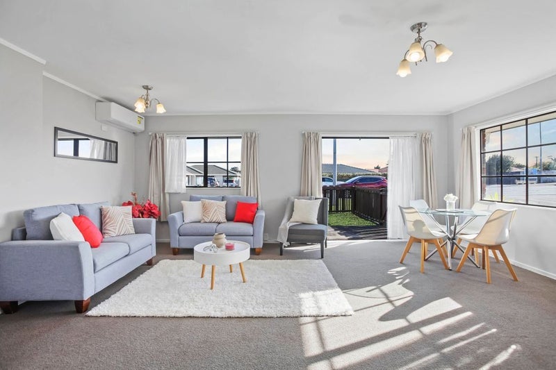 1/20 Sturges Road, Henderson, Auckland - Carousel 2