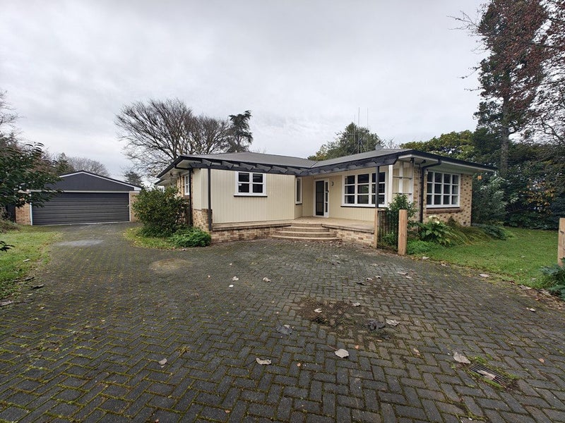 52 Enderley Avenue, Enderley, Hamilton - Carousel 1