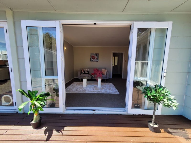 193 Oxford Terrace, Avalon, Lower Hutt - Carousel 2