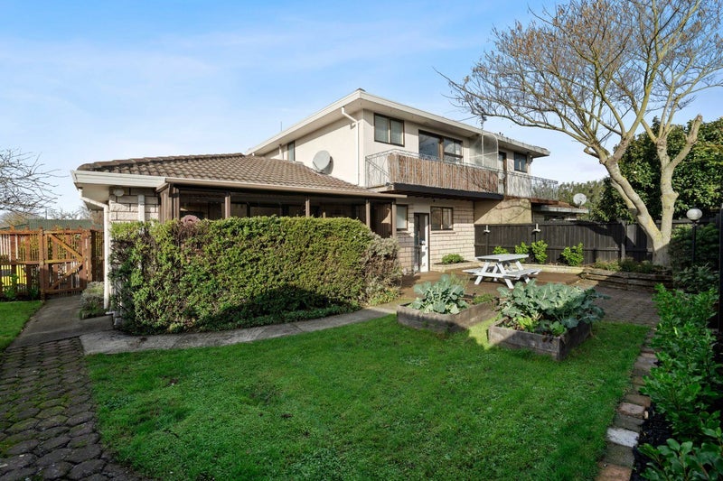1A James Condon Place, Redwood, Christchurch - Carousel 19