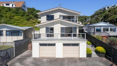 168 St Andrews Road, Plimmerton, Porirua - Carousel 1