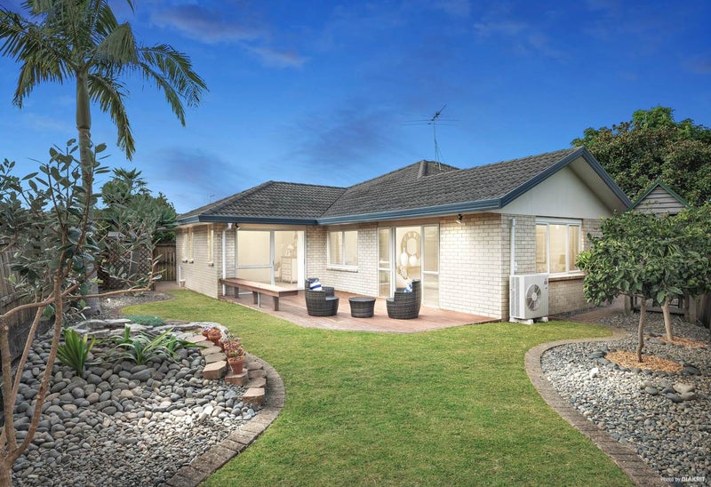 50 Huntington Drive, Huntington Park, Auckland - Carousel 1