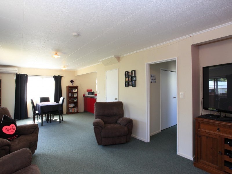 2/86 Scotia Street, Wakatu, Nelson - Carousel 2