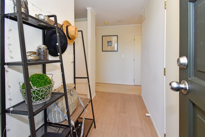 41 Rathmar Drive, Manurewa, Auckland - Carousel 2