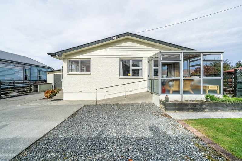 1/8 Onslow Street, Gore, Gore - Carousel 22