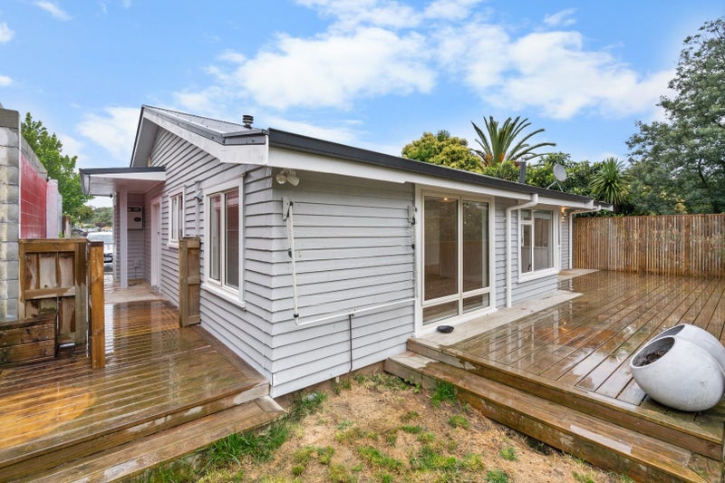 11 Tomin Road, Glenview, Hamilton - Carousel 14