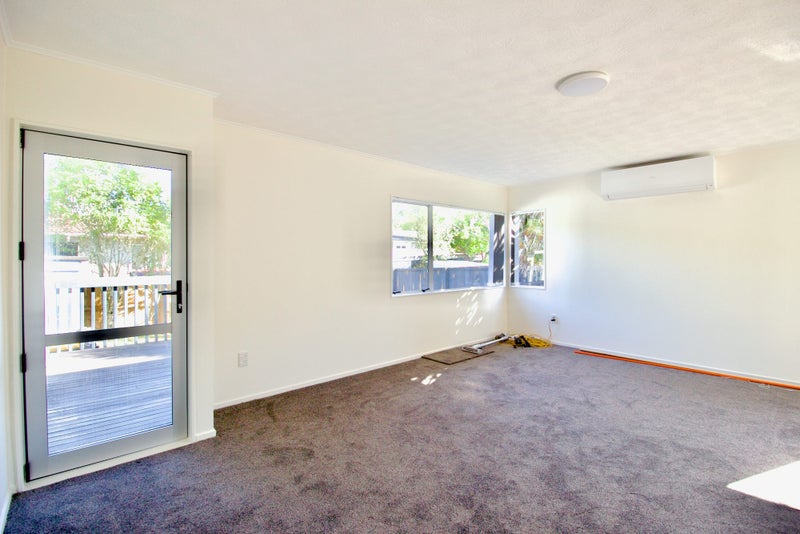 1/64 Borich Road, Sunnyvale, Auckland - Carousel 12