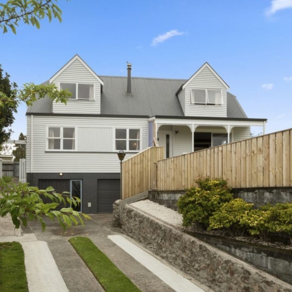 77 Coopers Road, Gate Pa, Tauranga - Carousel 1