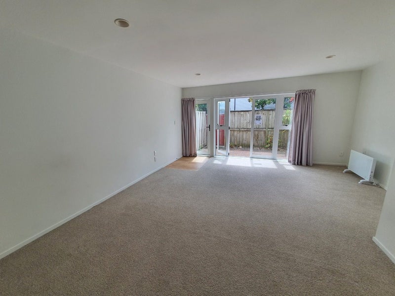 21/99 Mays Road, Te Papapa, Auckland - Carousel 2