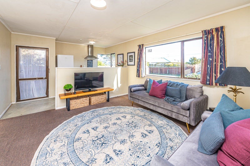 12C Cornwall Road, Springvale, Whanganui - Carousel 2