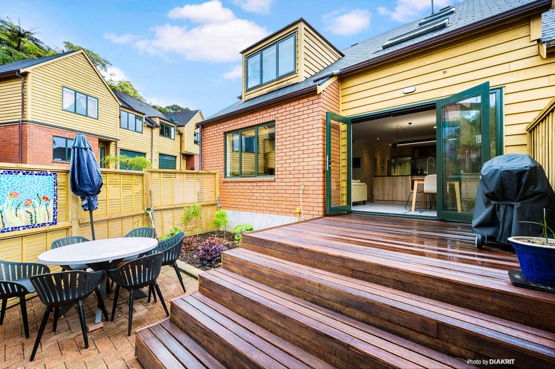 59 Futuna Close, Karori, Wellington - Carousel 1