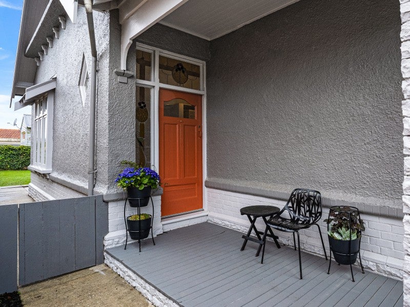 3 Nile Street, Saint Clair, Dunedin - Carousel 2