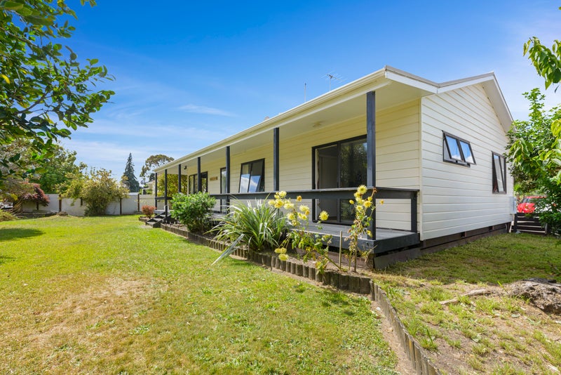 40 Aquarius Drive, Kawaha Point, Rotorua - Carousel 2