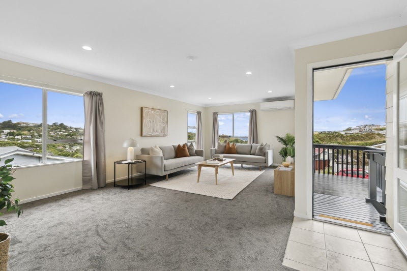 17 Cheltenham Terrace, Newlands, Wellington - Carousel 2