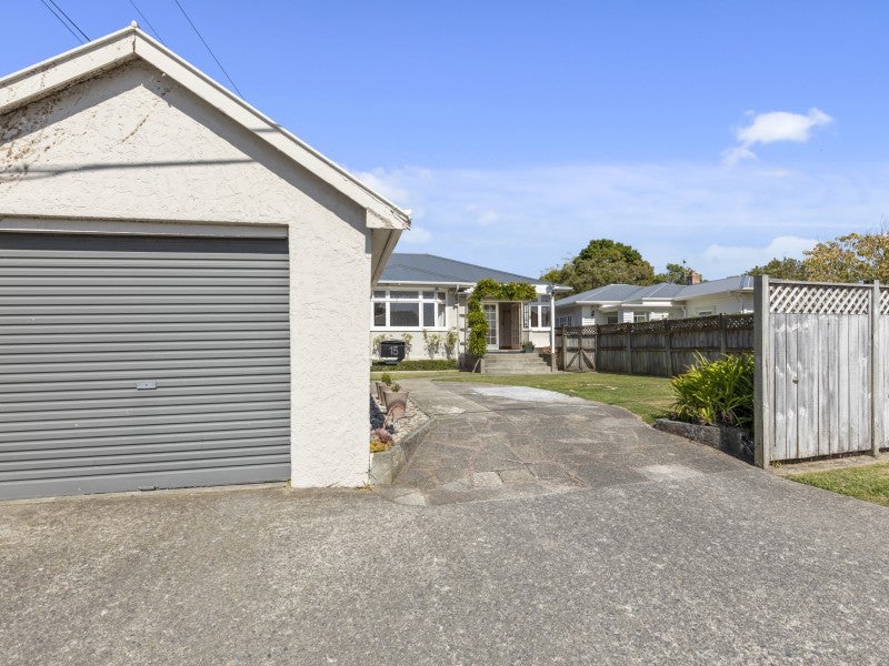 15 Brasell ST, Fairfield, LOWER HUTT - Carousel 20