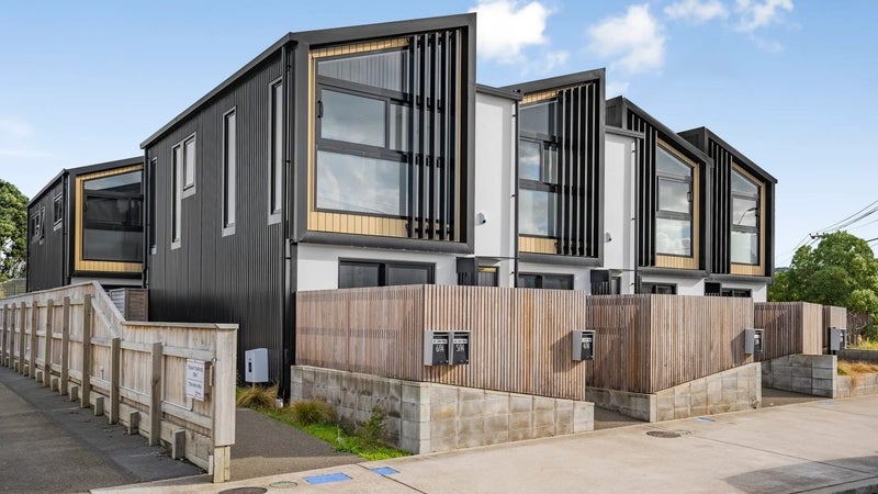 4/14 Birch Street, Hutt Central, Lower Hutt - Carousel 1