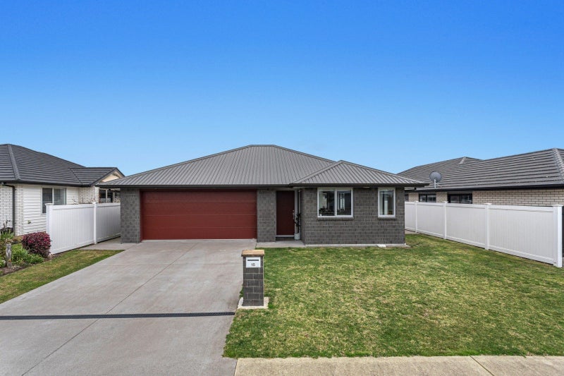 15 Kakariki DR, Coastlands, Whakatane - Carousel 1