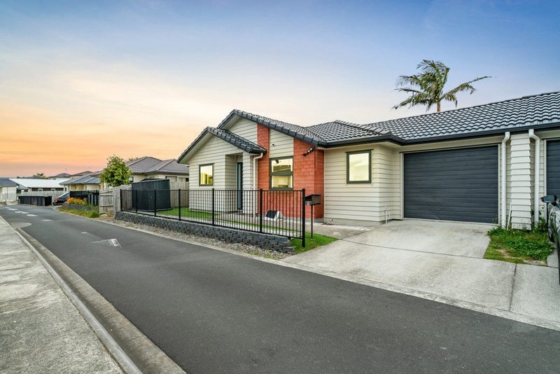 11 Sagar Lane, Wiri, Auckland - Carousel 1