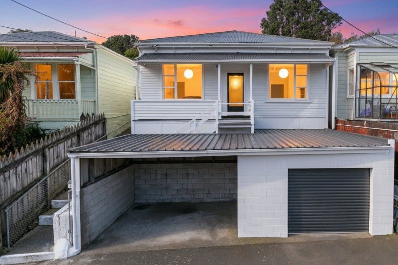 49 Mckinley Crescent, Brooklyn, Wellington - Carousel 1