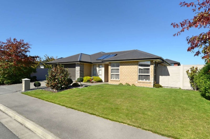 65 Applefield Court, Northwood, Christchurch - Carousel 1