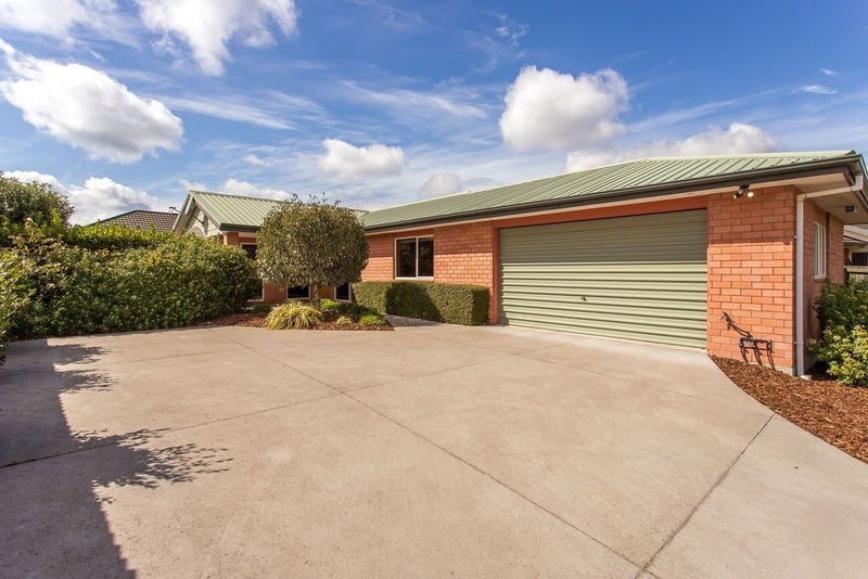 11 Pentland Drive, Belfast, Christchurch - Carousel 1