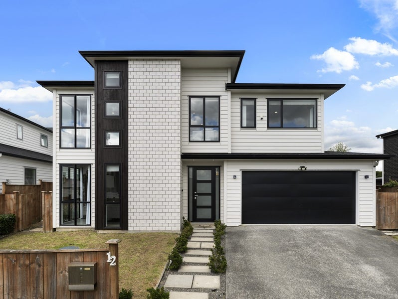 12 Fort Lincoln Loop, Karaka, Papakura - Carousel 1
